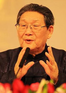 楼宇烈